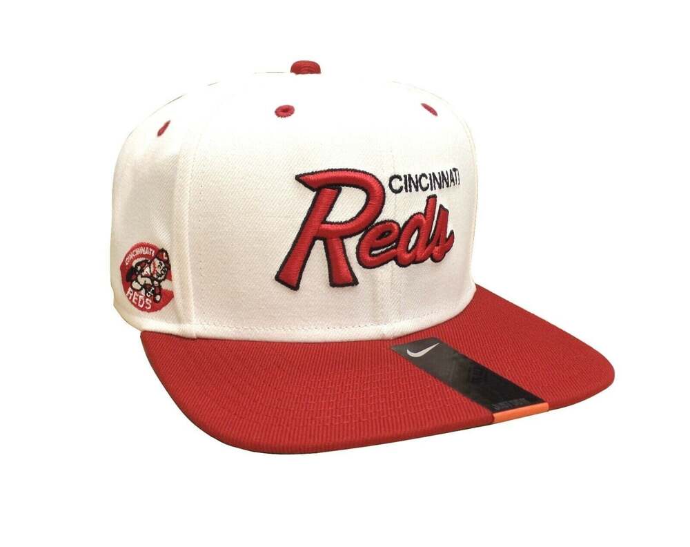 Nike Vintage Two Toned Script Cincinnati Reds Snapback Hat / Cap (WHT)